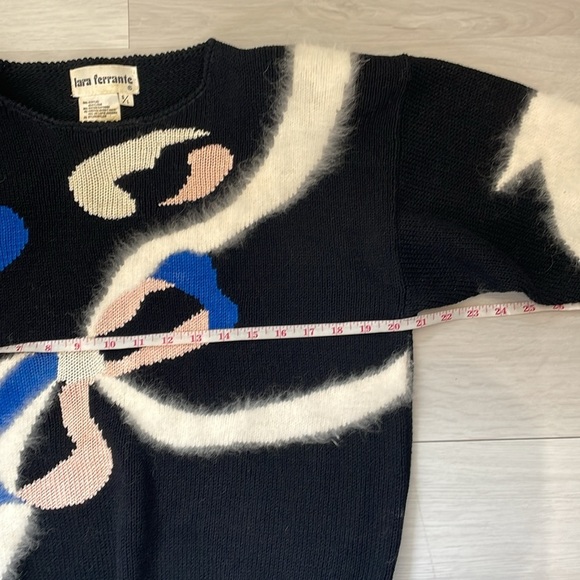 Vintage Lara Ferrante Sweater - Picture 10 of 12